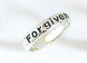 Fingerring "Forgiven" - Unigröße Fingerring "Forgiven" - Unigröße
